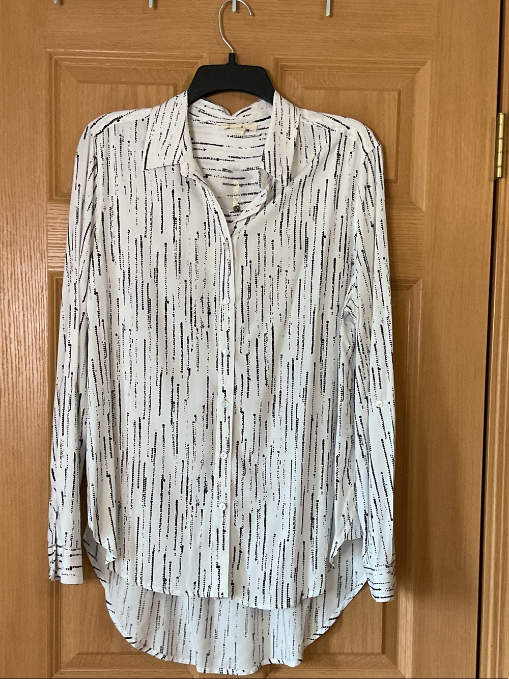 Jane and Delancey White Button-Down Shirt NWT, Size M